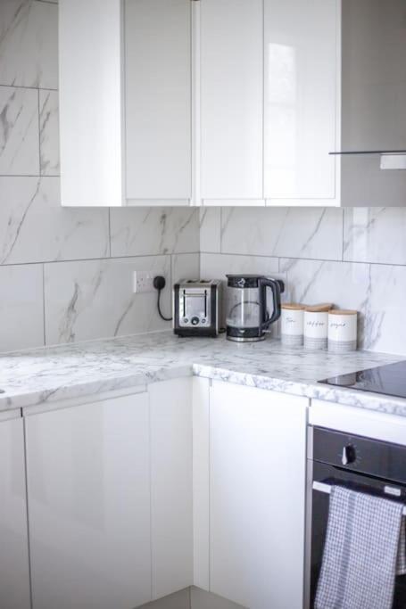 Coastal Haven In Leigh-on-sea Апартаменты