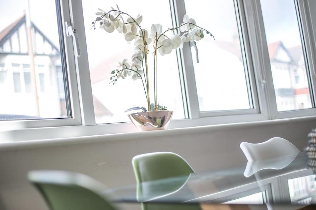 Coastal Haven In Leigh-on-sea Апартаменты *