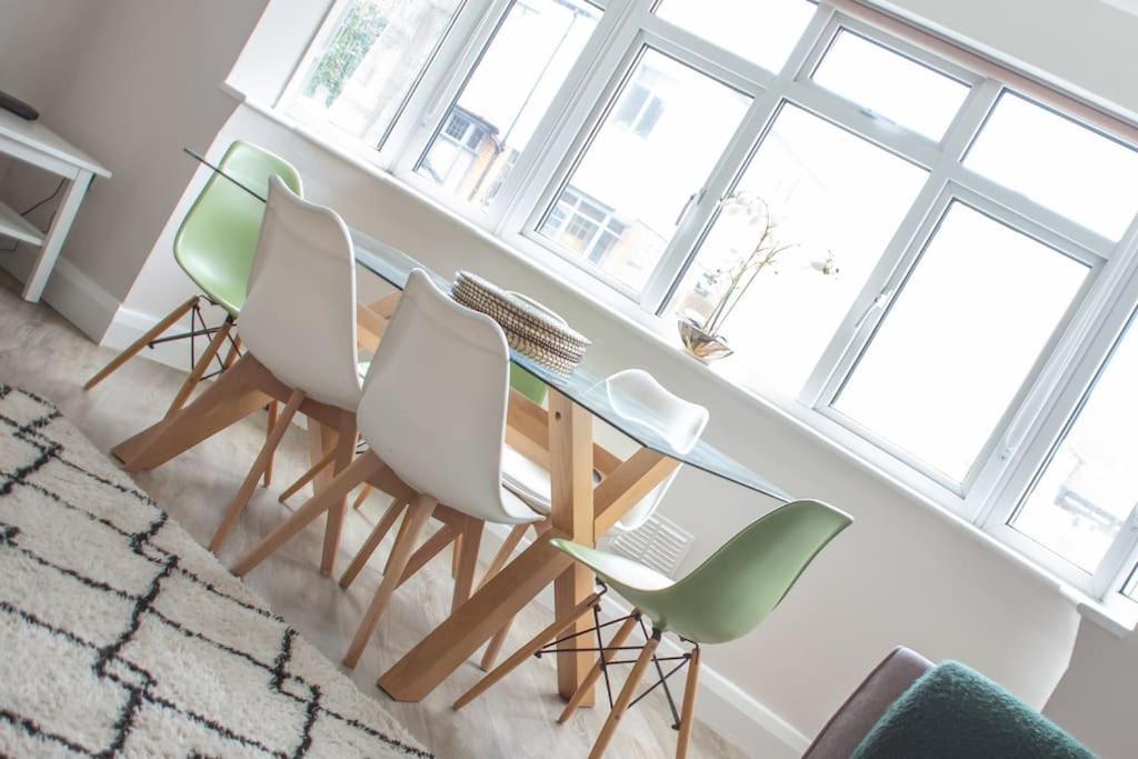 Coastal Haven In Leigh-on-sea Southend-on-Sea